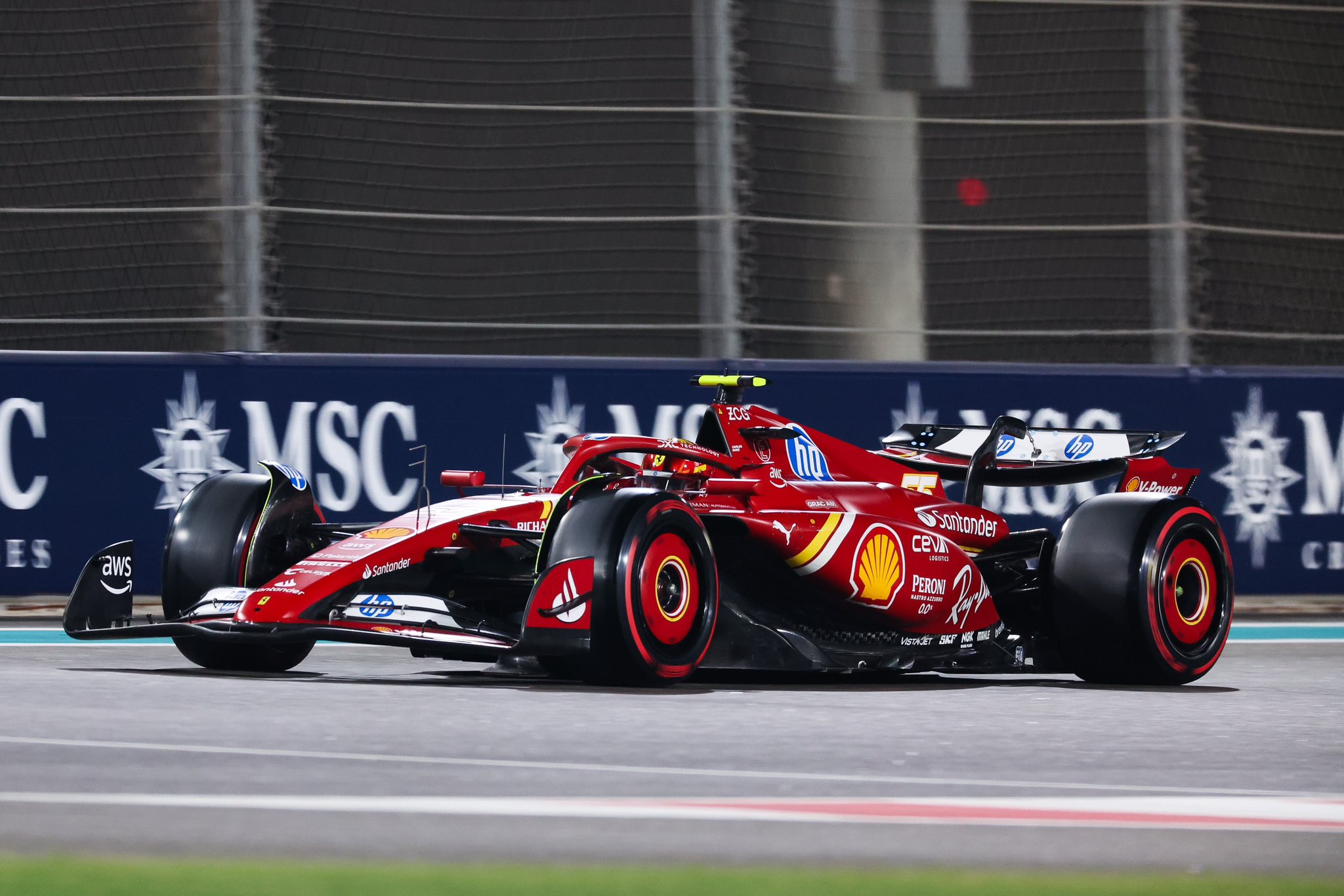 Carlos Sainz in Abu Dhabi GP, Ferrari SF24