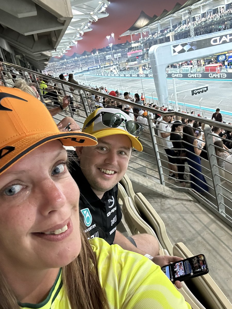 loopylis28's tweet photo. @McLarenF1 Ready to win the constructors! https://t.co/tutwxXAieP