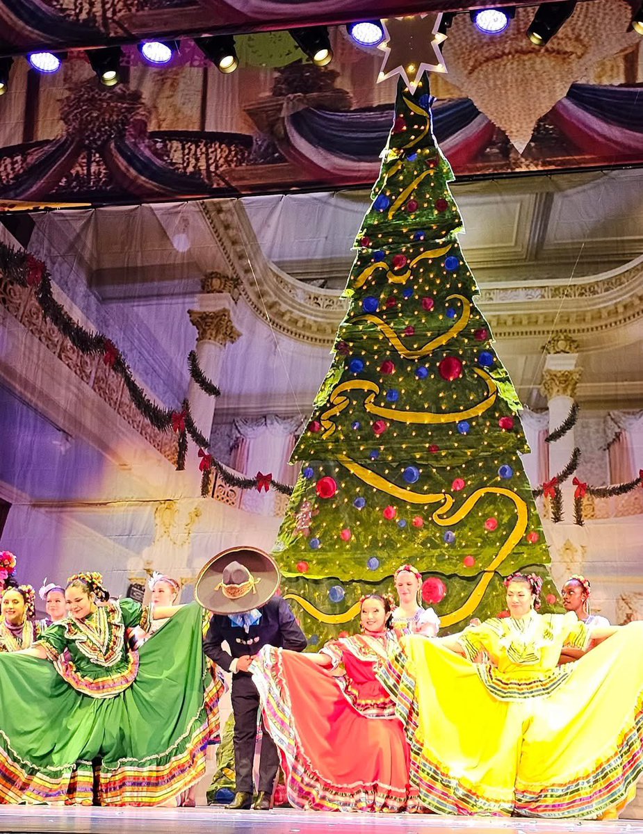 SanAntoGuera's tweet photo. Enjoyed “A Texas Folklórico Story” NUTCRACKER performance last night, a spectacular collaboration w @SAPhilharmonic and San Antonio Ballet. 2nd row seats for maximum enjoyment — the children’s performances were exceptional. BRAVO TO ALL! Merry Christmas! #BestTexasCity #SAisAMOR https://t.co/6PTz5AagWF