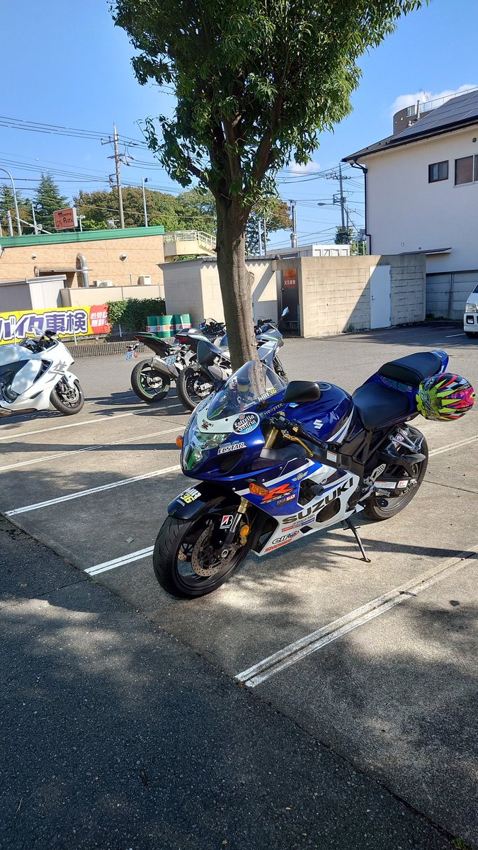 r750_ks34's tweet photo. #スズキ乗りと繋がろう2024冬
#GSX_R750 #GSX_R https://t.co/Xzsbn3Y3C7