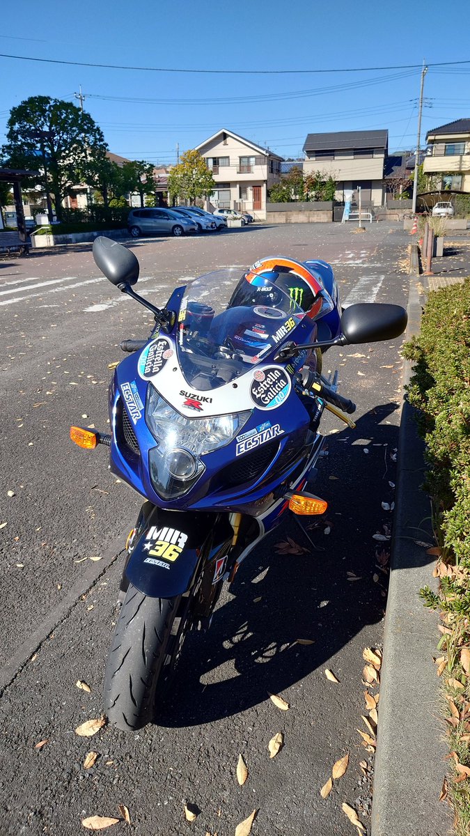 r750_ks34's tweet photo. #スズキ乗りと繋がろう2024冬
#GSX_R750 #GSX_R https://t.co/Xzsbn3Y3C7