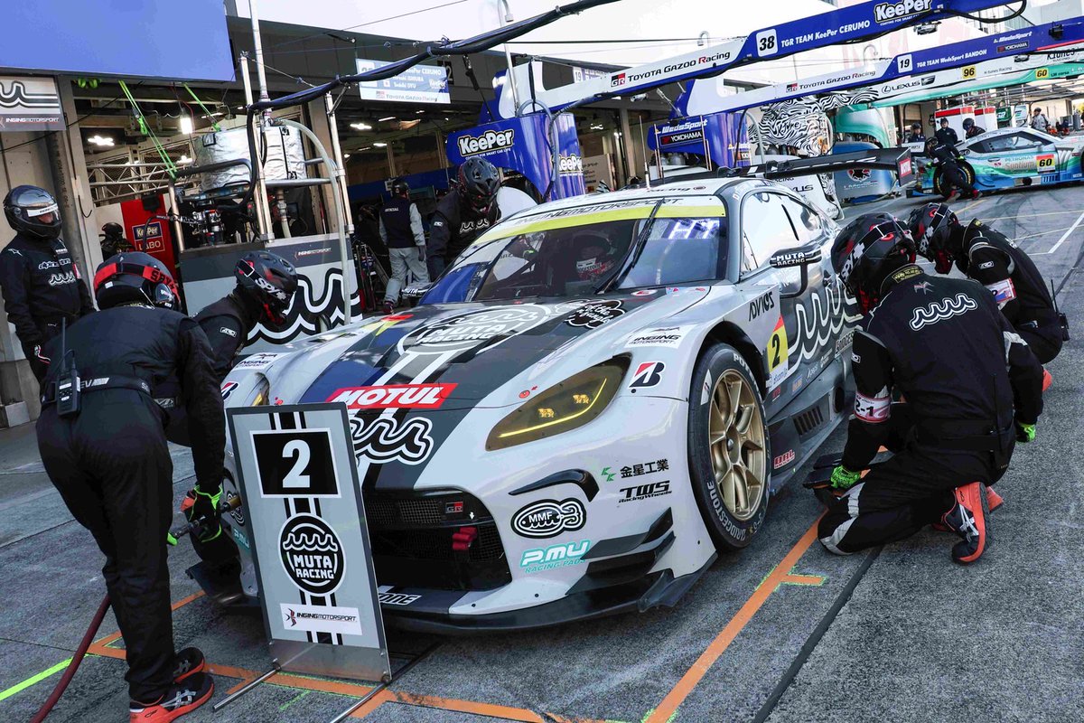 MutaRacing's tweet photo. 2024年SUPER GTシリーズ第5戦(最終戦)。GT300予選Q1では平良が途中でスピンを喫したものの落ち着いてアタックを再開、4位でQ2へ進出を決め、Q2では堤がコースレコードとなるタイムで5位につけ、平良との合算タイムが3位となり1点を獲得しました。明日もベストを尽くします。
#mutaracing #鈴鹿GT300km https://t.co/UvZhWmyfPr