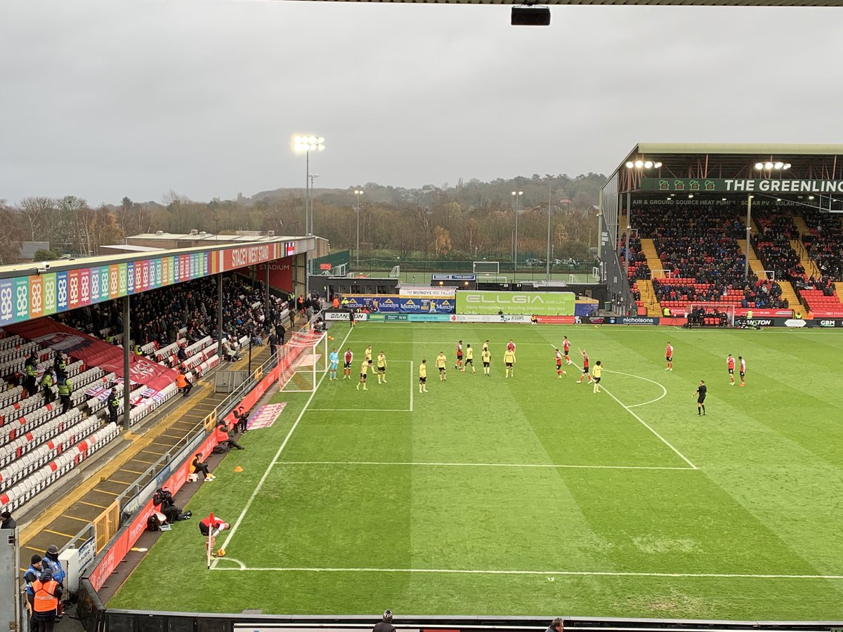 KKennealey's tweet photo. Lincoln City 0-0 Charlton Athletic
The early kick-off curse continues with another goalless encounter. In a drab affair largely affected by wind, both sides could only muster a single shot on target.
#WeAreImps | #Imps | #ImpsAsOne | #LINCHA | #cafc https://t.co/gqGu843MtR