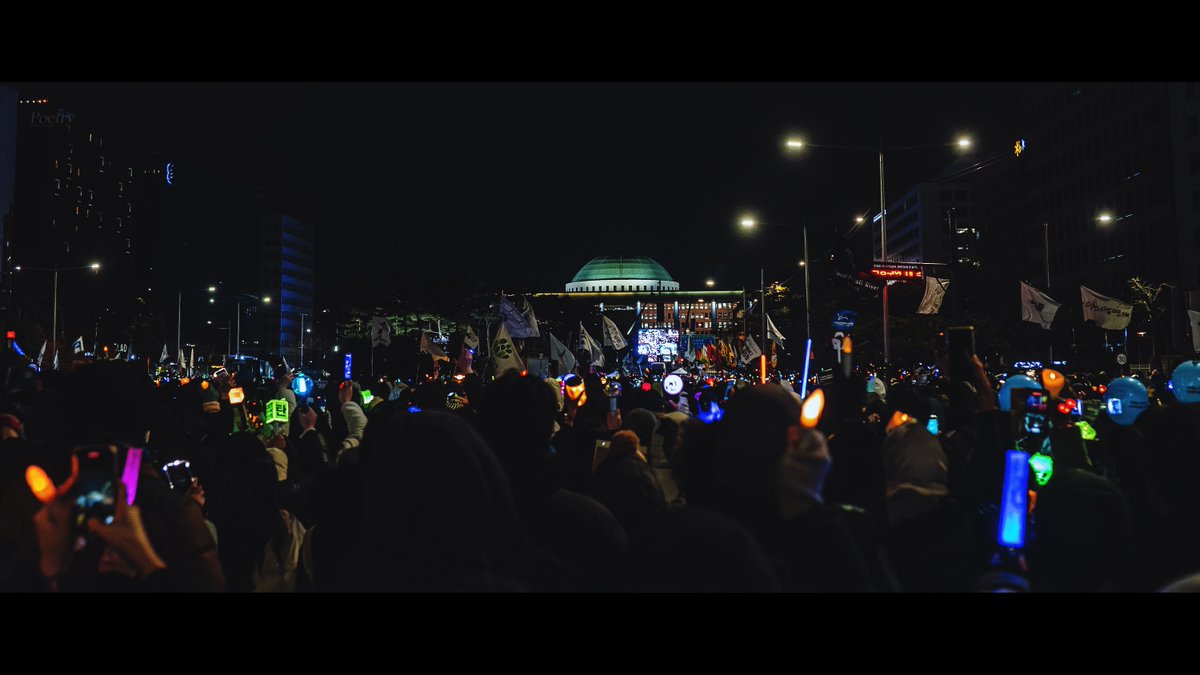 𝙋𝙤𝙚𝙩𝙧𝙮 tweet media