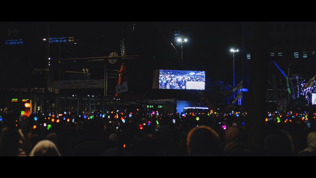 𝙋𝙤𝙚𝙩𝙧𝙮 tweet media