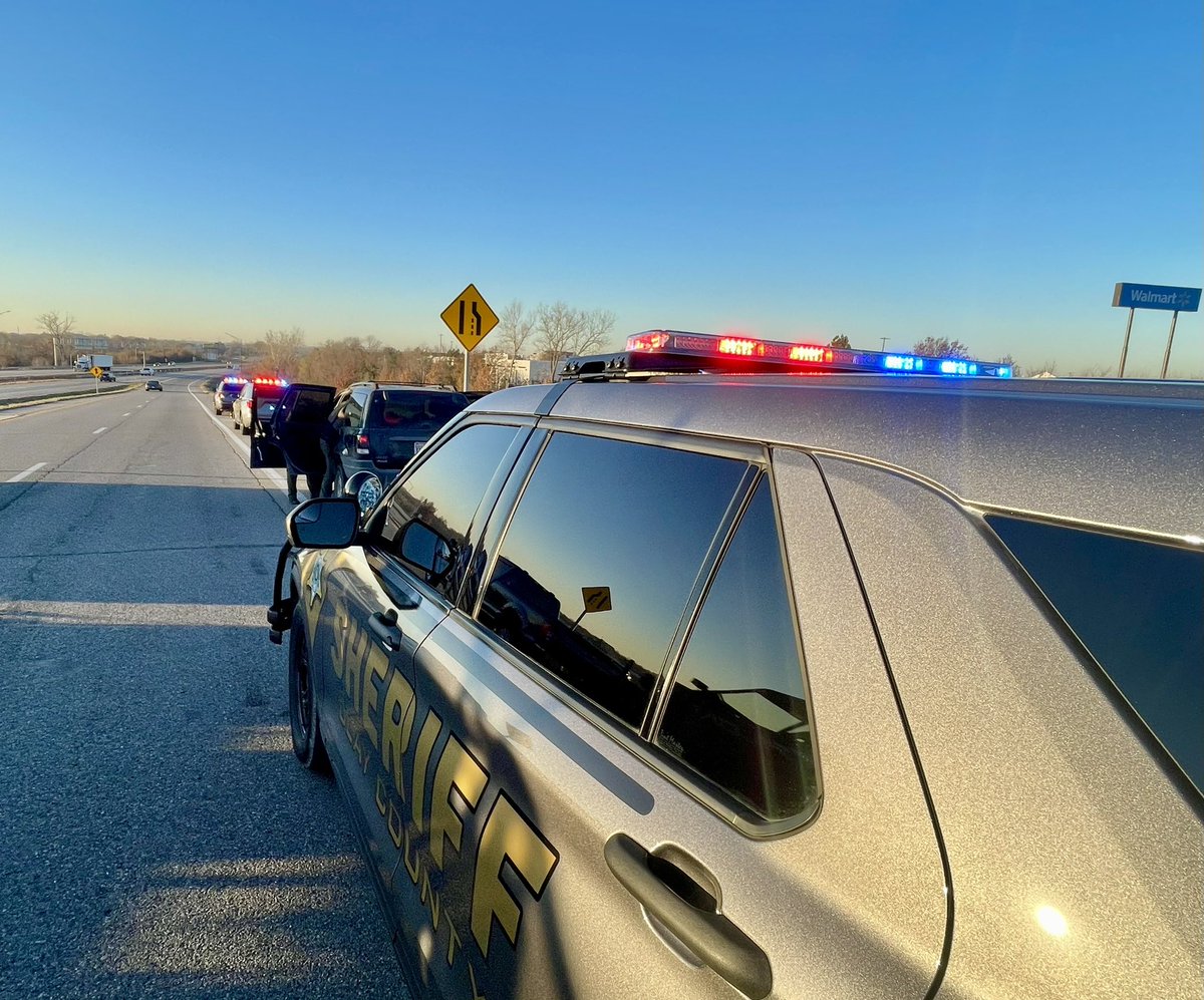 MajorBazzano's tweet photo. They thought they were cruising, but our deputies hit the brakes on their joyride. This morning we located a stolen vehicle and arrested 2 people at 152 Hwy &amp; I-35. #ThievesAreGrinchesToo https://t.co/DVTHz5feU1