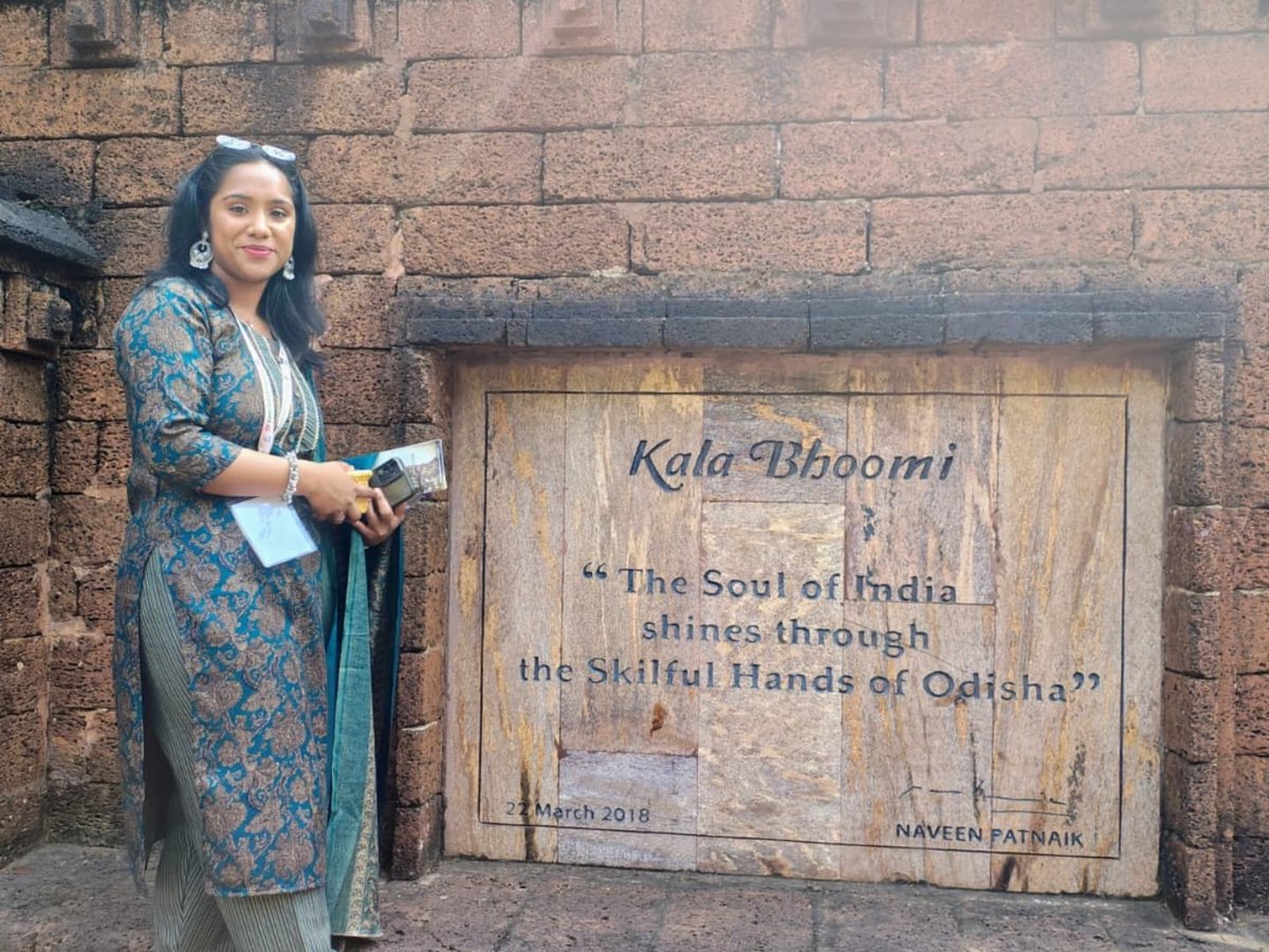 diaspora_india's tweet photo. Participants of the #79KIP had an enriching experience exploring Odisha's rich #culturalheritage with visits to Kalabhoomi, the state's crafts museum and the iconic Mukteshwar Temple in Bhubaneswar. A perfect blend of tradition, art and history.
#KnowIndiaProgramme #ExploreOdisha https://t.co/STEkJEwQP6