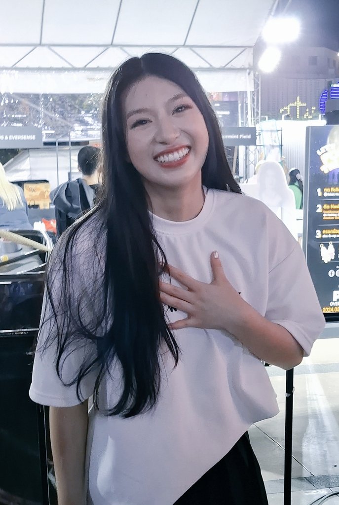 BoyGunner382020's tweet photo. HBD🎆 น้องทีต้ามีความสุขมากๆนะครับ🎂
#tonnam #titabanthita https://t.co/uOnQzRYUpJ