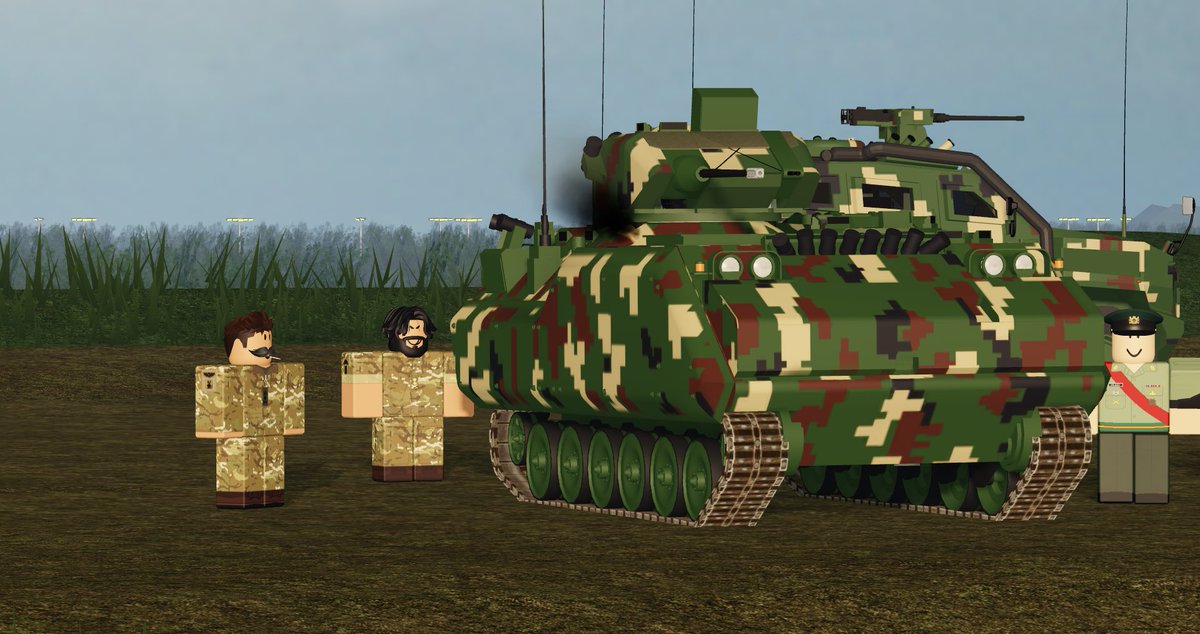 MODRblx_'s tweet image. Later, they were given a tour of the camp and its armored vehicles. The Royal Malay Regiment is set to collaborate closely with the British Grenadiers Guards in the coming months, with headquarters staff from the Regiment expected to visit the UK soon. 🇬🇧🇲🇾