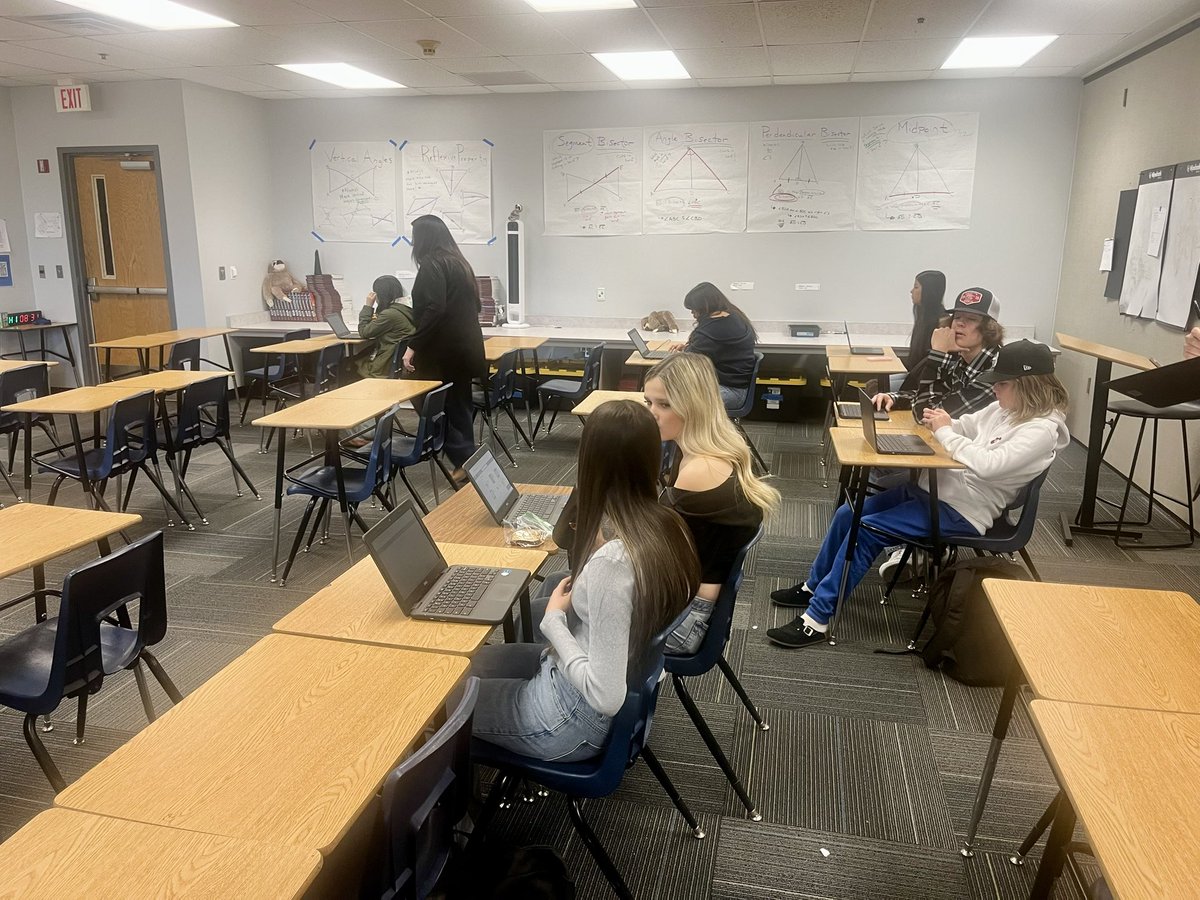 Marcietaylor14's tweet image. Admin Learning walks at MHS on Tuesday were great! Thank you Wildcats for hosting high school principals! #ConnectCreateCare @GPS_District