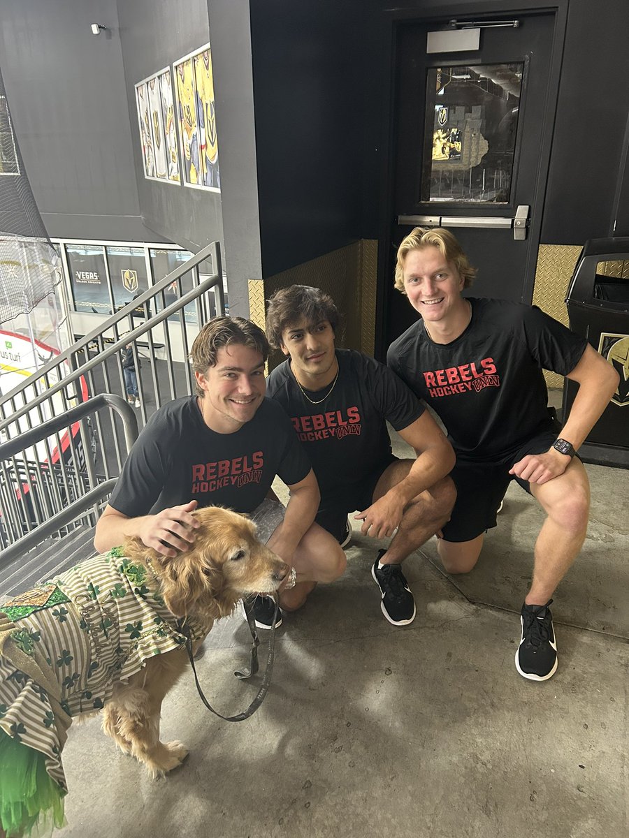 Goldie_Vegas's tweet photo. Come out and see the “skating Rebels” tonight. #Rebelhockey #goRebsgo #goKnightsgo #loveGoldie https://t.co/IlGg1w4k0s