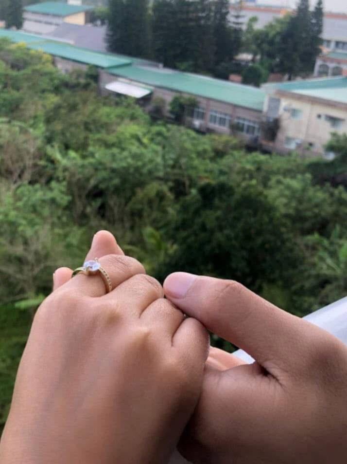 AnneDud0x's tweet photo. My dream reward is:  

To marry my one and only special someone.  

#Dreamscometrue $Lingo https://t.co/3dskCm6lbm