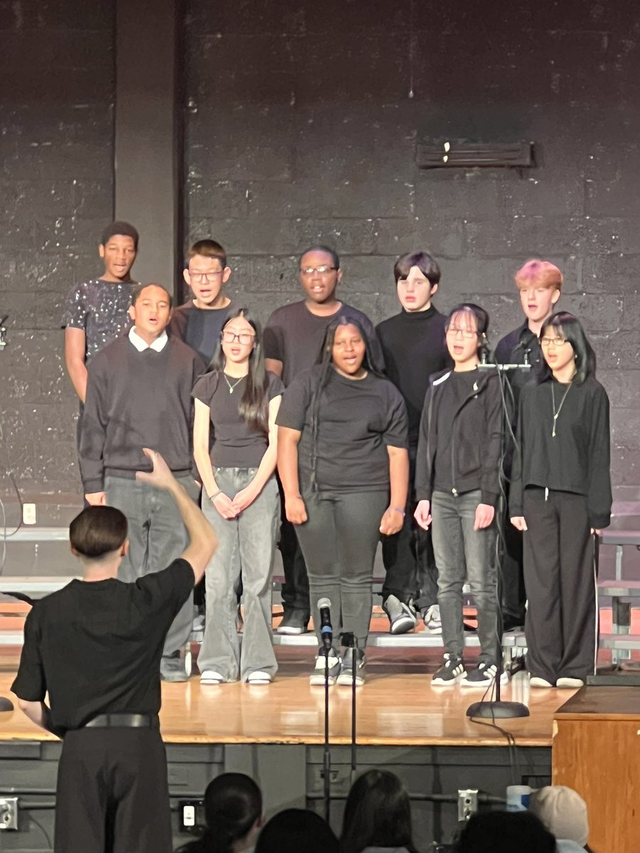 jackpchan's tweet photo. @middleschool51 vocal students kicked off the performance season!  Great job students and thank you Mr. Hillinck! @NYCDOED15  @DOEChancellor  @NYCSchools  @nycoasp https://t.co/9KRMC1kHOG