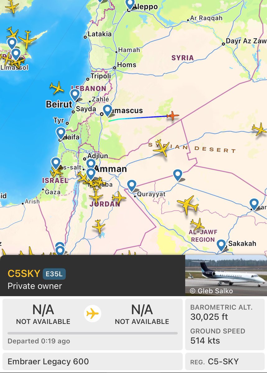 20 dakika önce Şam’dan özel bir jet havalandı.

KAÇIYOR.