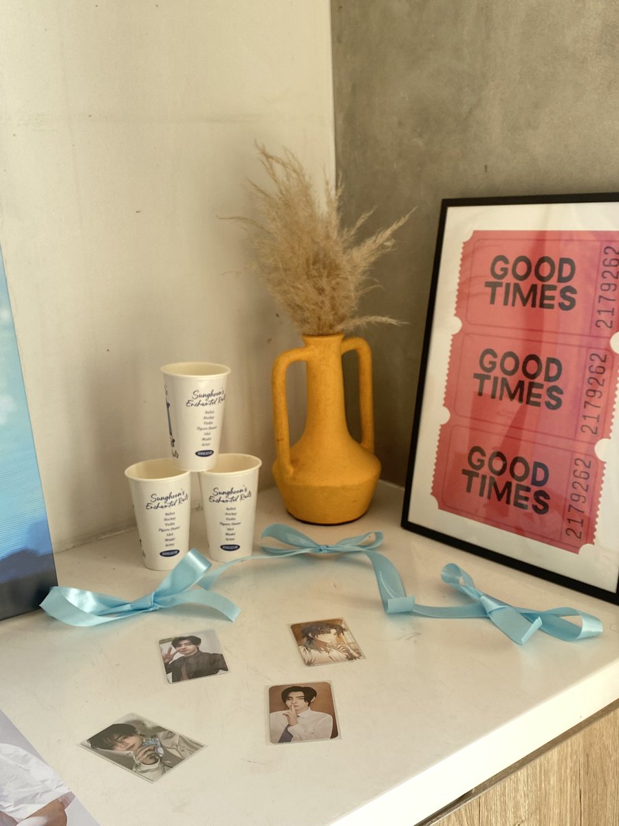 eaglewiiggle's tweet image. happy birthday sagitarian! let's live our life happily🤍

@SUNGHOON_ID #PSHEnchantedRails
#1208StarsAlignedForHOON #성훈이_생일1208번_꽉꼭안아 #SUNGHOON #성훈 @ENHYPEN_members @ENHYPEN