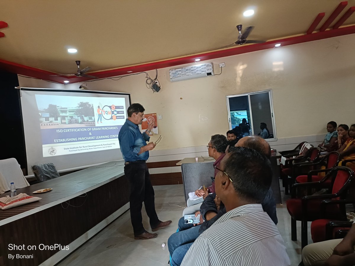 dprc_koraput's tweet photo. Training on "Good Governance (LSDG Theme- 8 ) at Block Level" of Kotpad Block, Koraput District on 06-12-2024.
@sird_pr_odisha
@mopr_goi
@NITIAayog
@ZP_Koraput
@dmkoraput
@Hibhusat
@CMO_Odisha
@surendrakumarme https://t.co/Nm70lZTV4V
