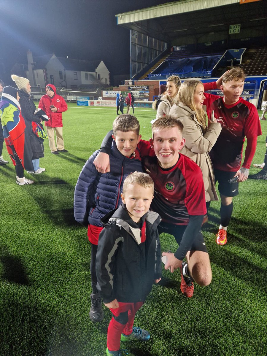 Lochar Thistle FC tweet media