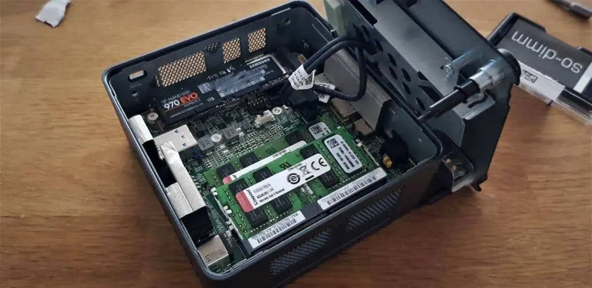 ThomasMaurer's tweet photo. Building a Windows Server Home lab? Here is how you install Intel NUC Windows Server 2019 Network Adapter Driver
https://t.co/MHqIIyW6FQ
#Windows #WindowsServer #WinServ #Intel #IntelNUC #WindowsServer2019 https://t.co/r8bVt6RDFK