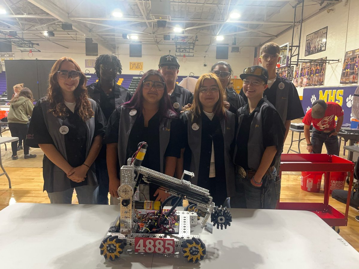 omegabotz's tweet photo. We want to thank Spencer &amp; Company and Aloha Hawaii of Midland for our shirts!!
@LHSmidland_FTC @Midland_ISD @Legacyrebels @FIRSTweets @LHSmidland_FTC @MISD_CTE @MISDEdFnd https://t.co/iJxRnLDr8m