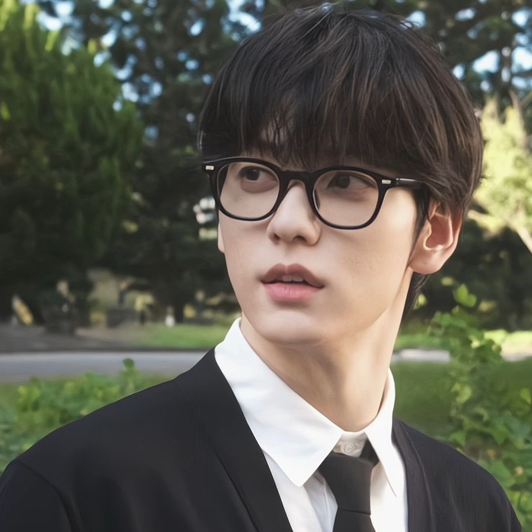 hellokidd0's tweet photo. ⠀⠀
⠀⠀⠀เรวิชร์ นฤเบศวร์  ─ เรย์
 ⠀⠀⠀ปี 𝟮
 ⠀⠀⠀𝗻𝗽𝗰 𝚝𝚎𝚎 𝚖𝚎𝚎 𝚕𝚘𝚖 𝚑𝚊𝚒 𝚓𝚊𝚒
⠀⠀⠀ 𝚏𝚘𝚛 @hellokidd0 ⠀⠀

⠀⠀⠀#อารักษ์แม่ปิง
⠀⠀ https://t.co/f1yM5WWLGa