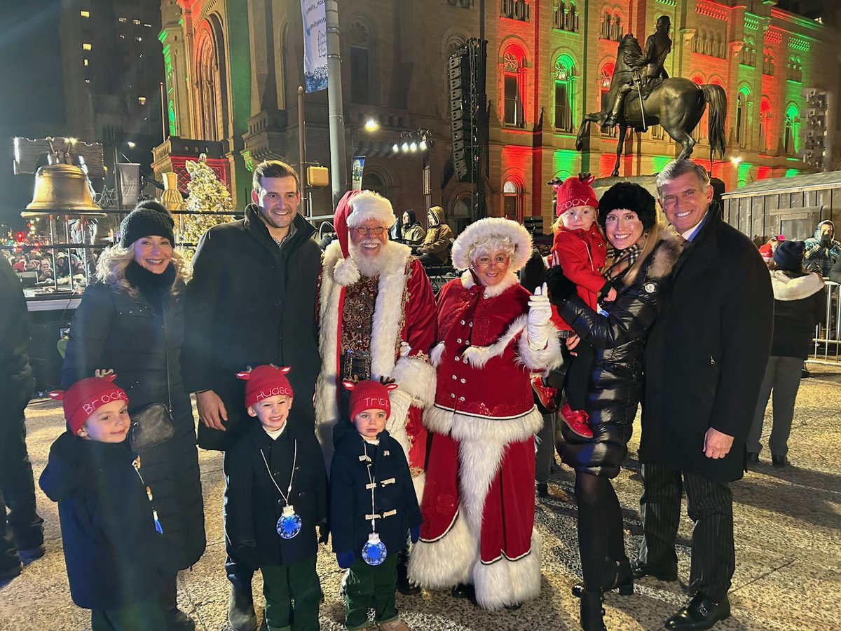JDeverPhilly's tweet photo. On Thursday evening, I joined my family and @BankofAmerica colleagues at the first lighting of the 2024 Philadelphia holiday tree. This year’s tree is a beacon to all to visit Dilworth Plaza, Love Park, Center City, and Christmas Village and enjoy the holidays with everyone. https://t.co/wV7WvZudWi