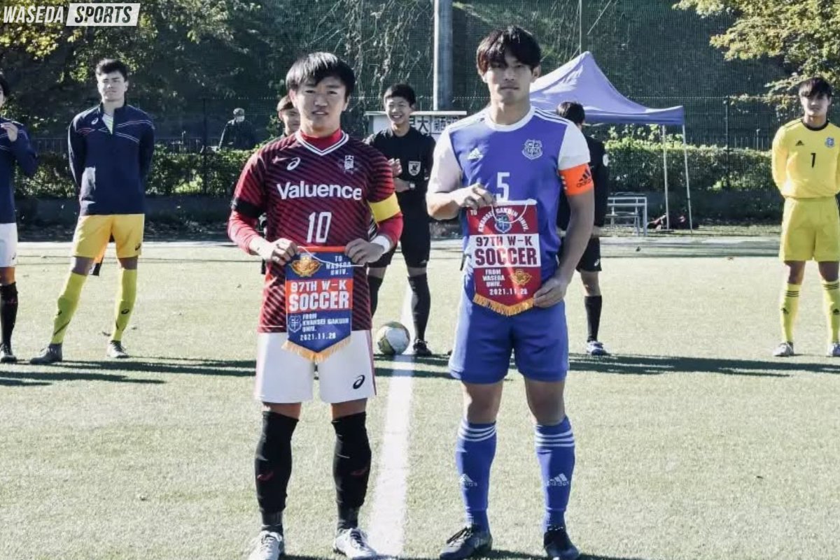 sousupo_ashiki's tweet photo. 【ＯＢ情報⚽】
 #田中雄大 
Ｊ１昇格プレーオフの結果、田中選手が所属する #ファジアーノ岡山 が初のＪ１昇格を決めました✨ 
写真は４年時の早関定期戦。当時の関学大主将でプレーオフ大活躍の #本山遥 選手との一枚。大学サッカーでしのぎを削った二人がとうとうＪ１の舞台に登り詰めました🔥 https://t.co/Nt0v8TMIBC