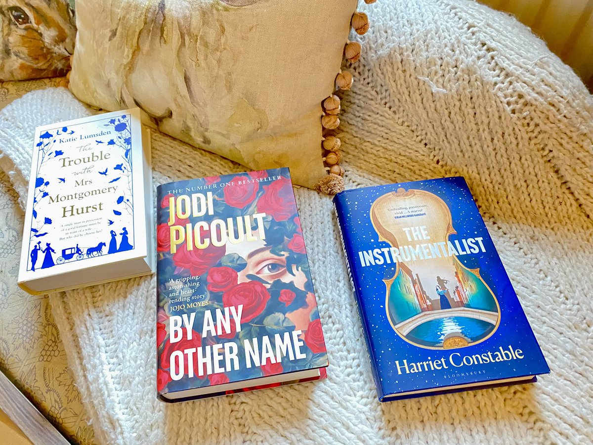 🎄Christmas Giveaway🎄 

Want  to win one of my favourite books of 2024. Simply: 
🎄RT and Like this post 
🎄Comment below which book you’d like to win. 
🎄UK only 
🎄Closes at 10pm Friday 13th Dec 2024 
#thetroublewithmrsmontgomeryhurst #theinstrumentalist #byanyothername