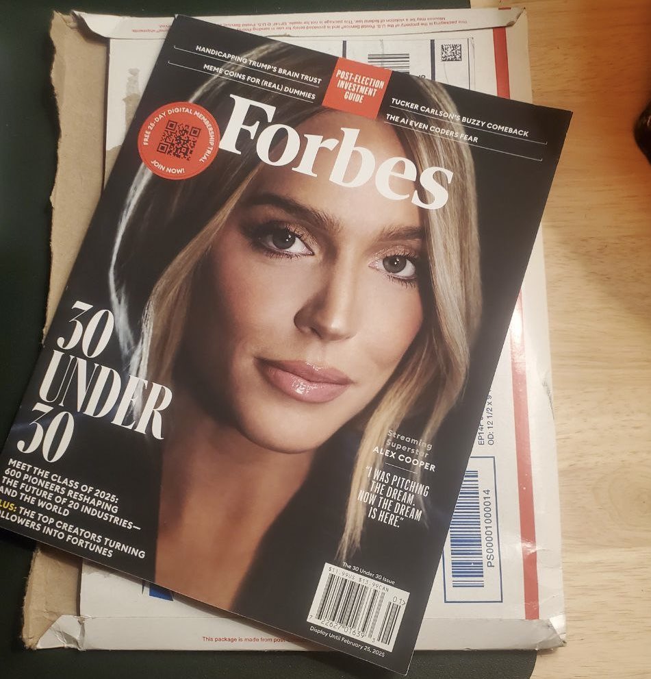 CCrypto666's tweet photo. And to wrap up this year, we made it into @ForbesWeb3 magazine. Mom, dreams do come true. The next goal is the Forbes cover. https://t.co/S1TXdPeMgr