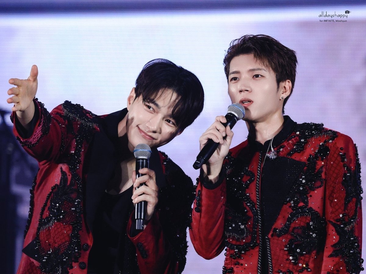 alldayshappy1's tweet photo. 20241207 인피니트 콘서트  DAY2
리미티드에디션 서울 
"LIMITED EDITION" SEOUL

망망묭묭 명수와 우현이🐱🐶
#남우현 #NAMWOOHYUN #김명수 #L #인피니트 #INFINITE #리미티드에디션 #LimitedEditionSeoul https://t.co/GKBqdSJ3ln
