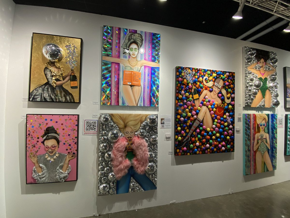 _C_h_i_c_k's tweet photo. Great art being shown in Miami. @redwoodartgroup
#reddotart #spectrumart #miami #MiamiArtWeek https://t.co/BJL3nSduGi