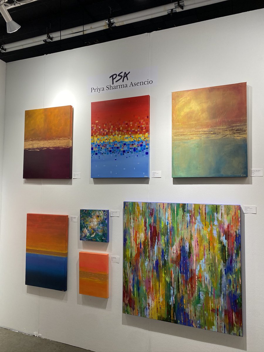 _C_h_i_c_k's tweet photo. Great art being shown in Miami. @redwoodartgroup
#reddotart #spectrumart #miami #MiamiArtWeek https://t.co/BJL3nSduGi