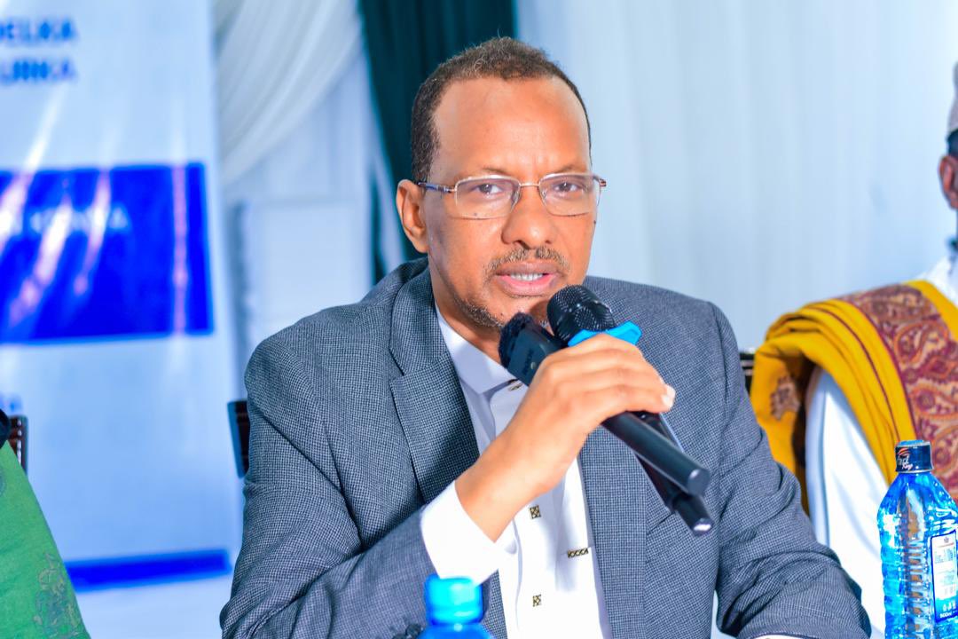 ICRICSomalia's tweet photo. π’ Exciting news from #Nairobi! Today, #ICRIC, @OC_Constitution , and @MojSomalia launched a Consultation Forum focused on proposed amendments to Chapters 5-9 of the Federal Republic of Somalia's Constitution. #Somalia #ConstitutionalReviewprocess https://t.co/rmCtZYQEza