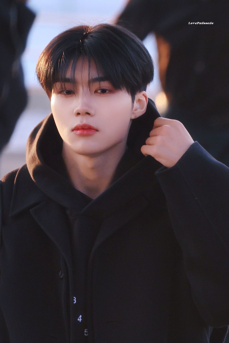 241129 HQ
ICN

#박건욱 #PARKGUNWOOK #パクゴヌク
#ZEROBASEONE  #ZB1 #제로베이스원 #제베원