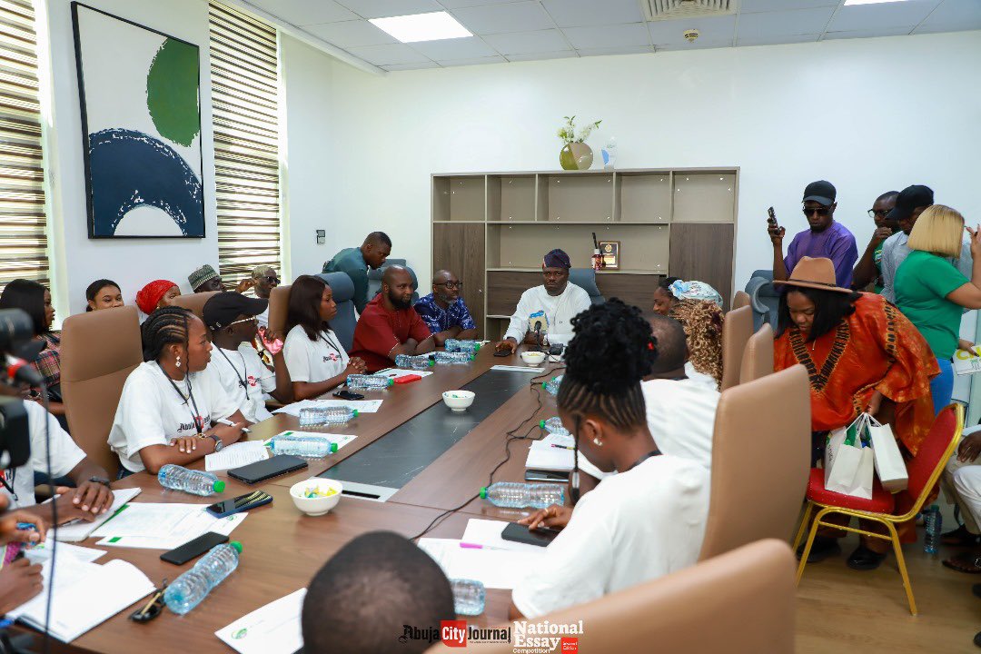 PCNGInitiative's tweet photo. Abuja City Journal @AbjCityJournals National Essay Competition participants got to engage with Engr. Michael Oluwagbemi @busanga, PCNGI's program director, and learn about President Tinubu's @officialABAT initiatives on clean energy and CNG.

[PHOTOS] https://t.co/Pd5H4IJleZ