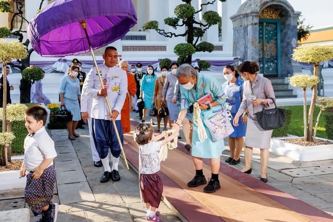 สมเด็จพระกนิษฐาธิราชเจ้า กรมสมเด็จพระเทพรัตนราชสุดา ฯ สยามบรมราชกุมารีเสด็จพระราชดำเนินมาทรงเปิดพิพิธภัณฑ์ตำหนักสมเด็จพระสังฆราช (แพ ติสฺสเทวมหาเถร) ณ วัดสุทัศนเทพวราราม เมื่อวานนี้ ๖ ธ.ค.๒๕๖๗
ที่มา : วัดสุทัศน์เทพวรารามราชวรมหาวิหาร #ทรงพระเจริญ 🙏💜😊