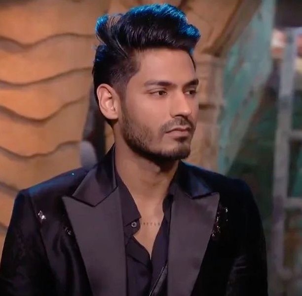 Ranking Poll of Week 9

Like &amp; Retweet if you're supporting #DigvijayRathee in #BiggBoss18 house.

(Only Likes &amp; Retweets will count)
10 Pm to 10 Pm (24 hours) 

#BB18
#SalmanKhan