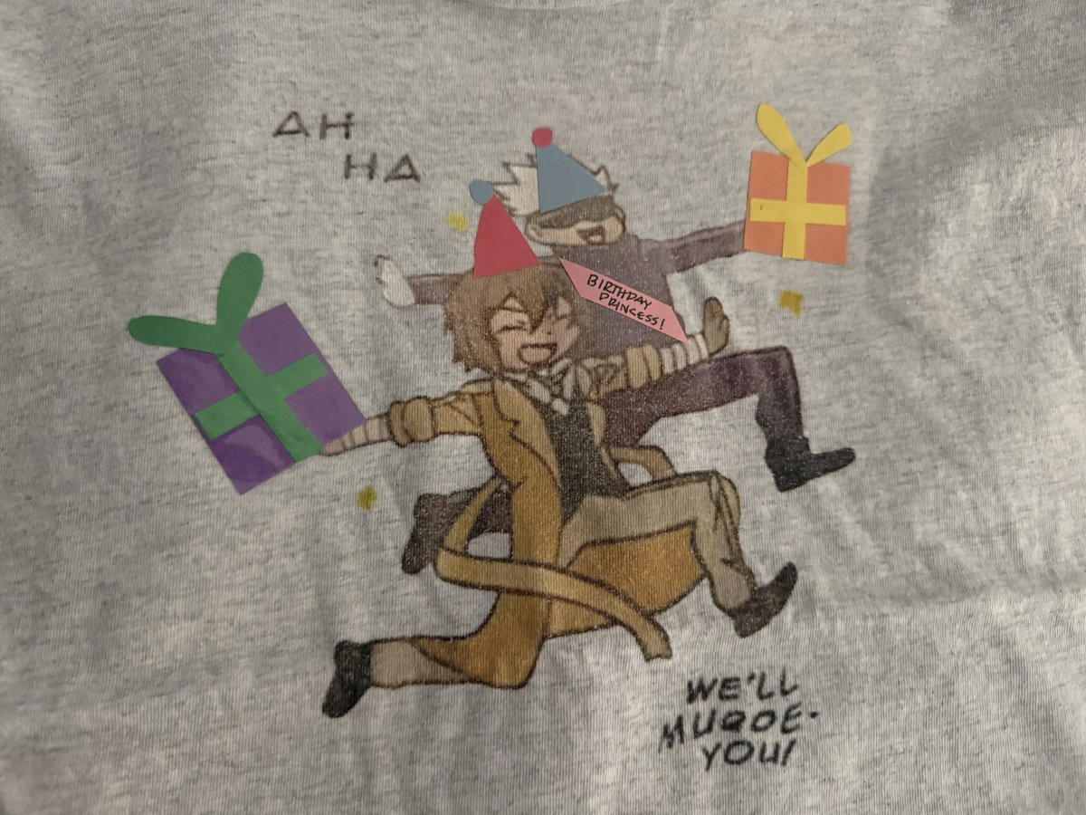 MrsBarylak's tweet photo. Spending the day at @AnimeFrontierTX on Gojo’s birthday, so I tweaked my Gojo/Dazai shirt a bit. I don’t get to see @KaijiTang today since I graced him with my presence yesterday, but I hope he likes it! https://t.co/vcis53H1YC