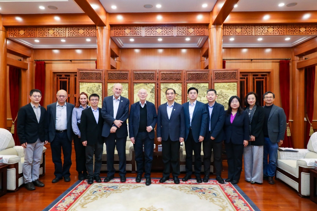 PKU1898's tweet image. On December 1, 2024, Peking University welcomed Hans Joachim Schellnhuber, Director General of the International Institute for Applied Systems Analysis (IIASA), and his delegation. 🤝 The visit commemorated the 10th anniversary of the #PKU-#IIASA Memorandum of Understanding,