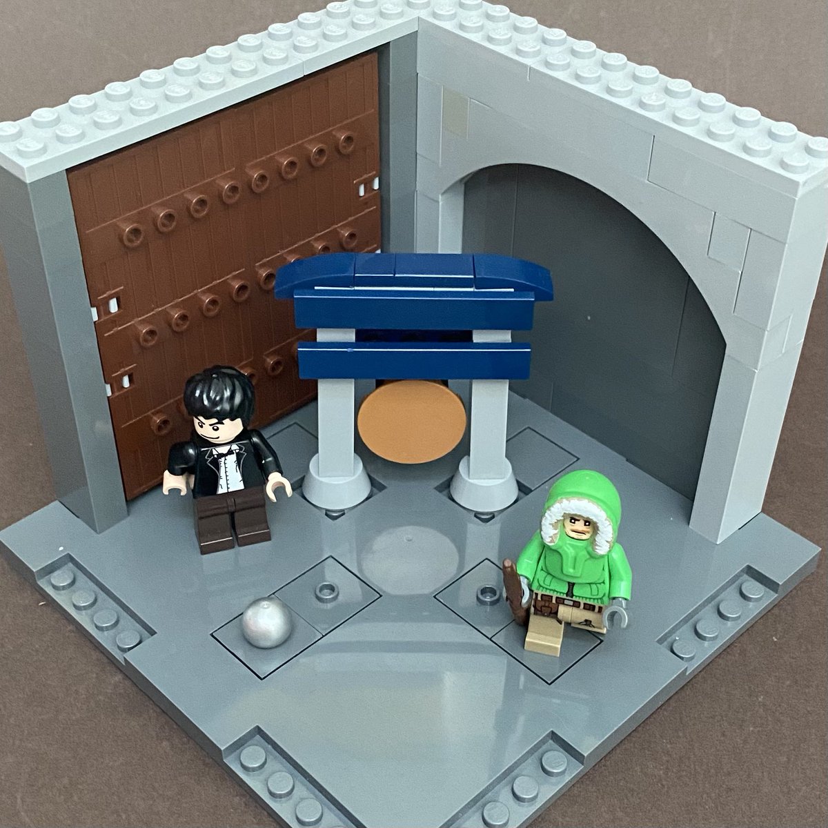 brickpandorica's tweet image. Ding-Dong! It’s Round One of #DoctorWho versus The Great Intelligence, as the #2ndDoctor and Travers find at Detsen monastery… in #Lego 

Listen to The Abominable Snowman discussed on @Something_Who here: somethingwho.podbean.com/e/episode-105-…

#legodoctorwho