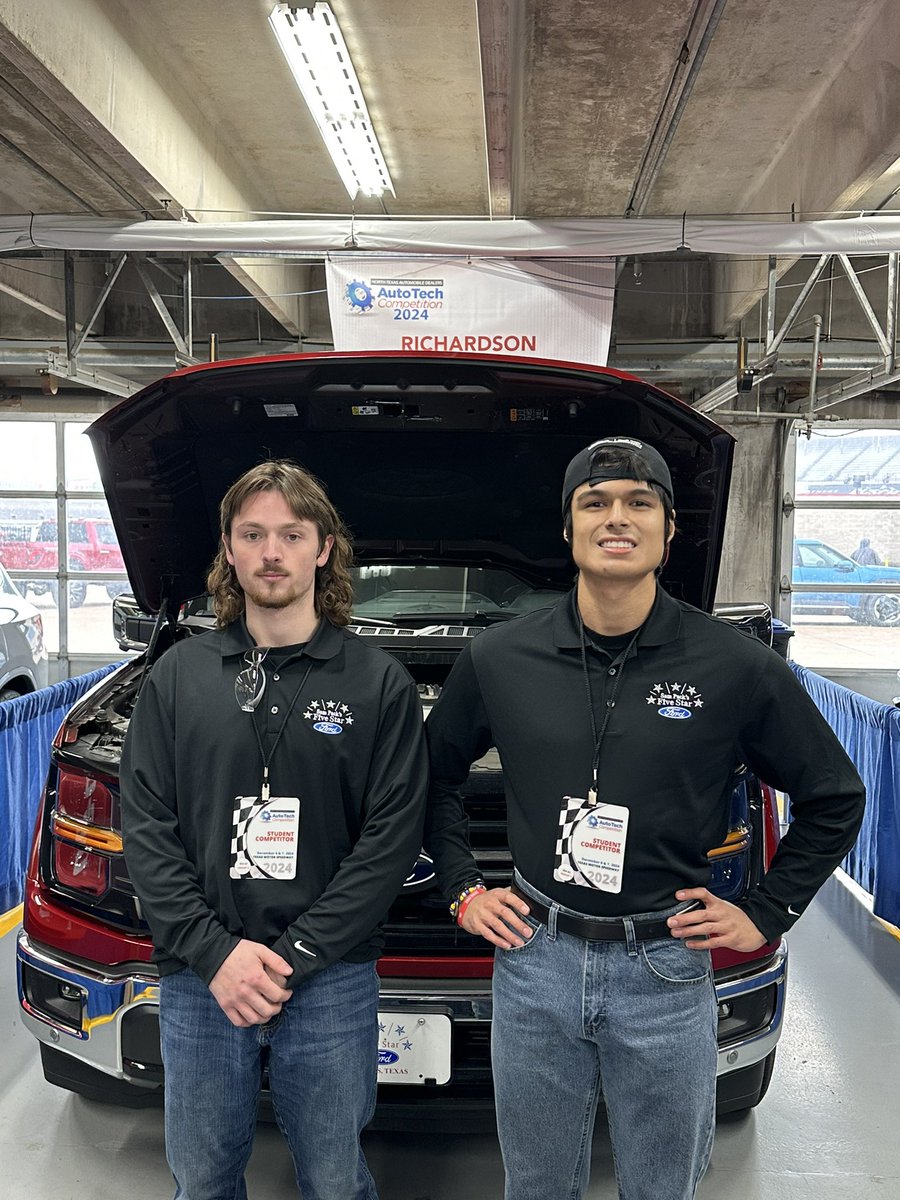 tekteach24_mark's tweet photo. Ready for Day 2 of North Texas Auto Dealers contest!!  Thank You Five Star Ford Dallas for Mentoring my boys!! https://t.co/YQyG7i4yJ8