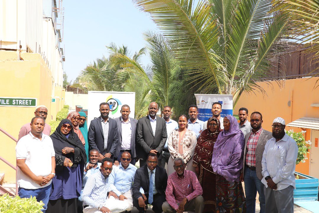 #SONSA hosted the <a href="/eacsof/">EACSOF Secretariat</a> National Chapters Consultation Meeting in #Mogadishu.

Chaired by <a href="/Osman_Moallim/">Osman Moallim</a>, with key #CSO actors, &amp; <a href="/MOFASomalia/">Ministry of Foreign Affairs 🇸🇴</a>. This crucial meeting aimed to assess the status of #CSOs engagement with the <a href="/jumuiya/">East African Community</a>, prepare for the upcoming #𝐄𝐀𝐂𝐒𝐆𝐅𝐎𝐑𝐔𝐌.
