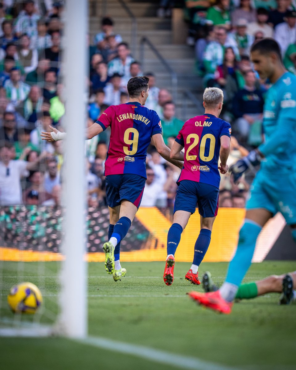 FCBarcelona_es's tweet photo. Máquina de marcar 🤖 https://t.co/rBzD3MVNpD