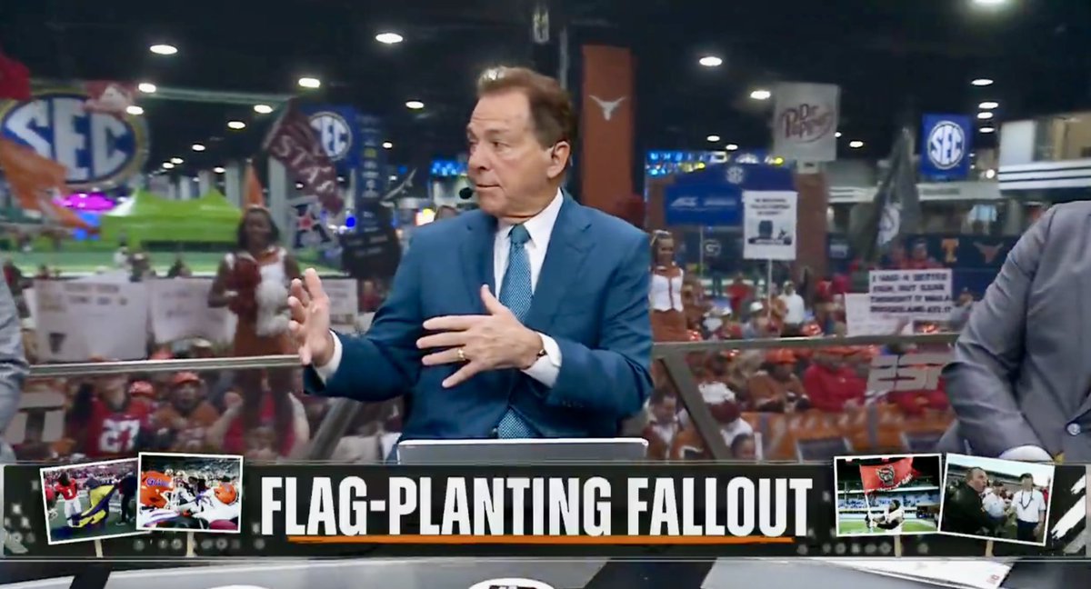 OMGFlag's tweet photo. Speaking of flags, how about the #OMGFlag over Coach Saban’s shoulder? #eatemup https://t.co/eigzRdoCEm
