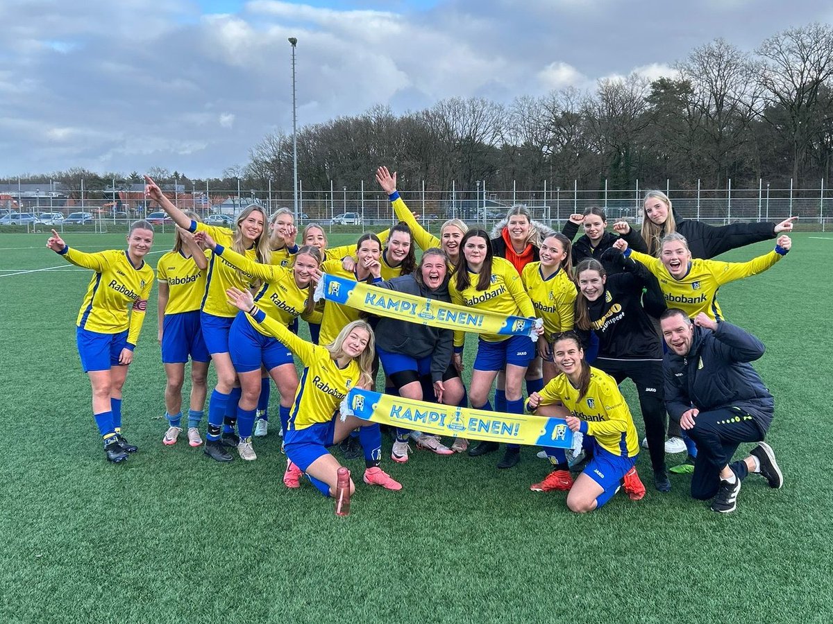 Kampioen fase 1 en 2 met Nunspeet MO20-1. <a href="/JeugdvvNunspeet/">jeugd vv Nunspeet</a>