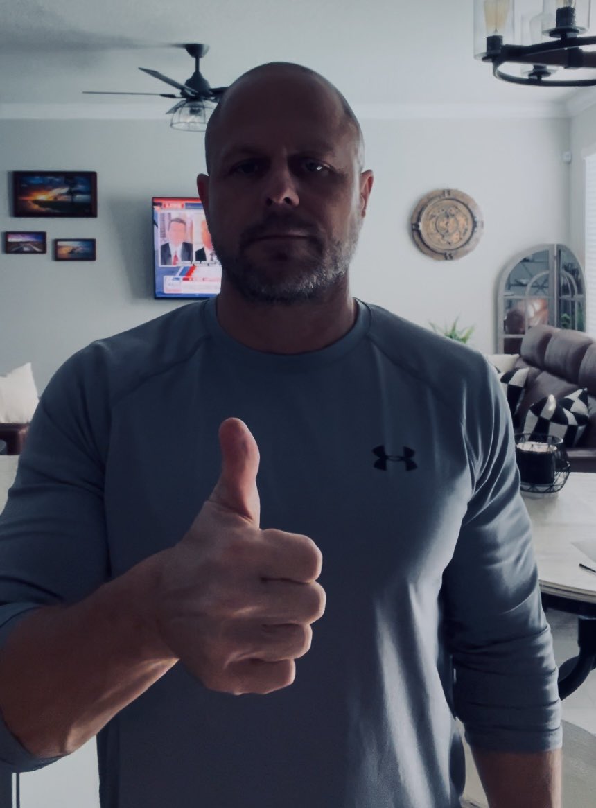 ColonelRedmond's tweet photo. Hit the Mental Lab. No excuses. Just forward momentum. #StayReady #MentalLab #KeepMoving #10K https://t.co/3XHXByKRCy