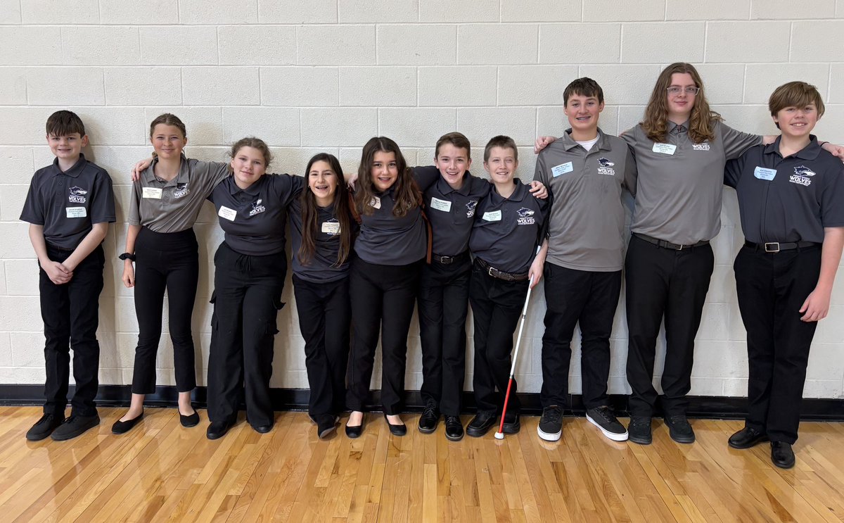 Here we go! Great crew representing Indian Woods Choir at the ECKMEA District Honor choir today! <a href="/dreiling_grant/">Grant Dreiling</a> <a href="/LCteach_learn/">Lindsey Constance</a> <a href="/Bclaypool63/">Brandon Claypool</a> <a href="/SMSChoirDuncan/">Jon Duncan</a> #AllinSMSD