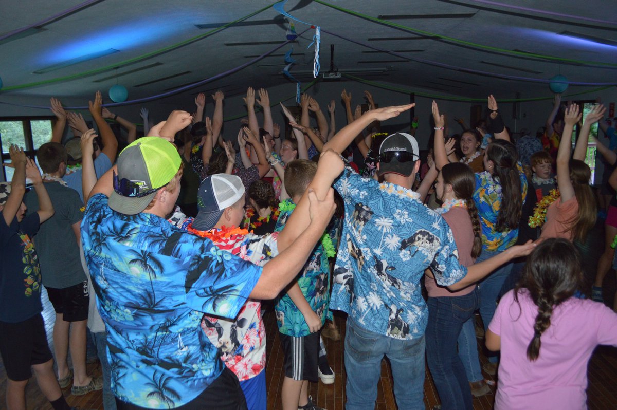 AllSaintsCamp's tweet photo. Best of #ASC2024, courtesy of Amy Metrick from Northwest Pennsylvania 4-H Camp 💙📸💛 https://t.co/78cMCwJfBX