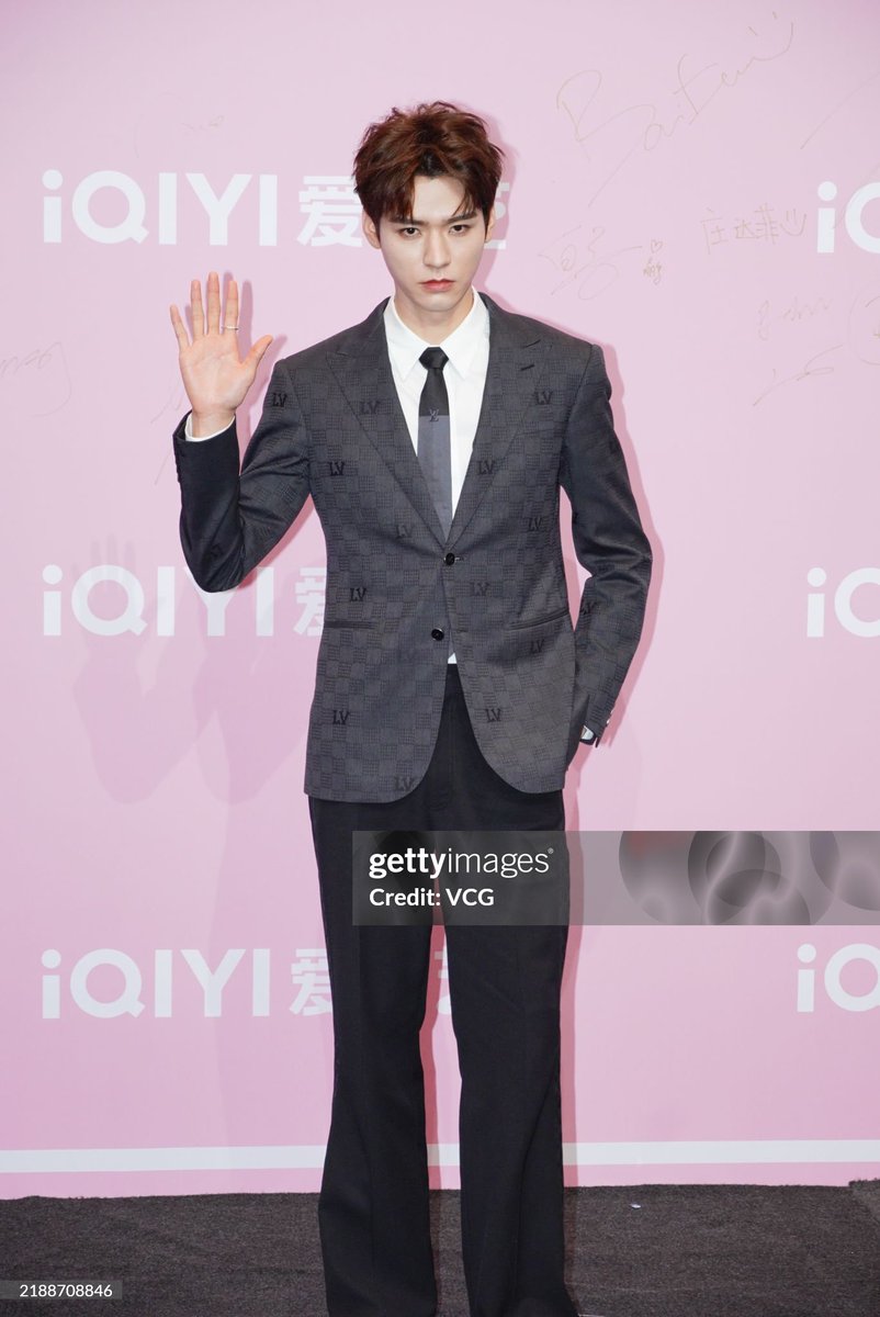 GongJunGlobal's tweet photo. 【241207 Getty Images】

Actor Gong Jun arrives at the red carpet of the iQIYI Scream Night 2024 on December 7, 2024, in Macao, China.

#GongJun #龚俊Simon #龚俊 #cungtuấn
#SimonGong #공준 #กงจวิ้น #ゴン��ュン https://t.co/Txza2Hmik5