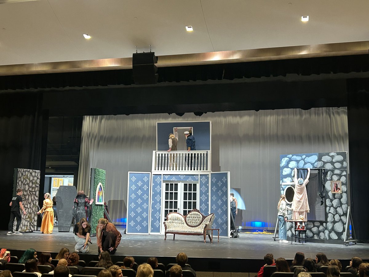 Skutt Catholic tweet media