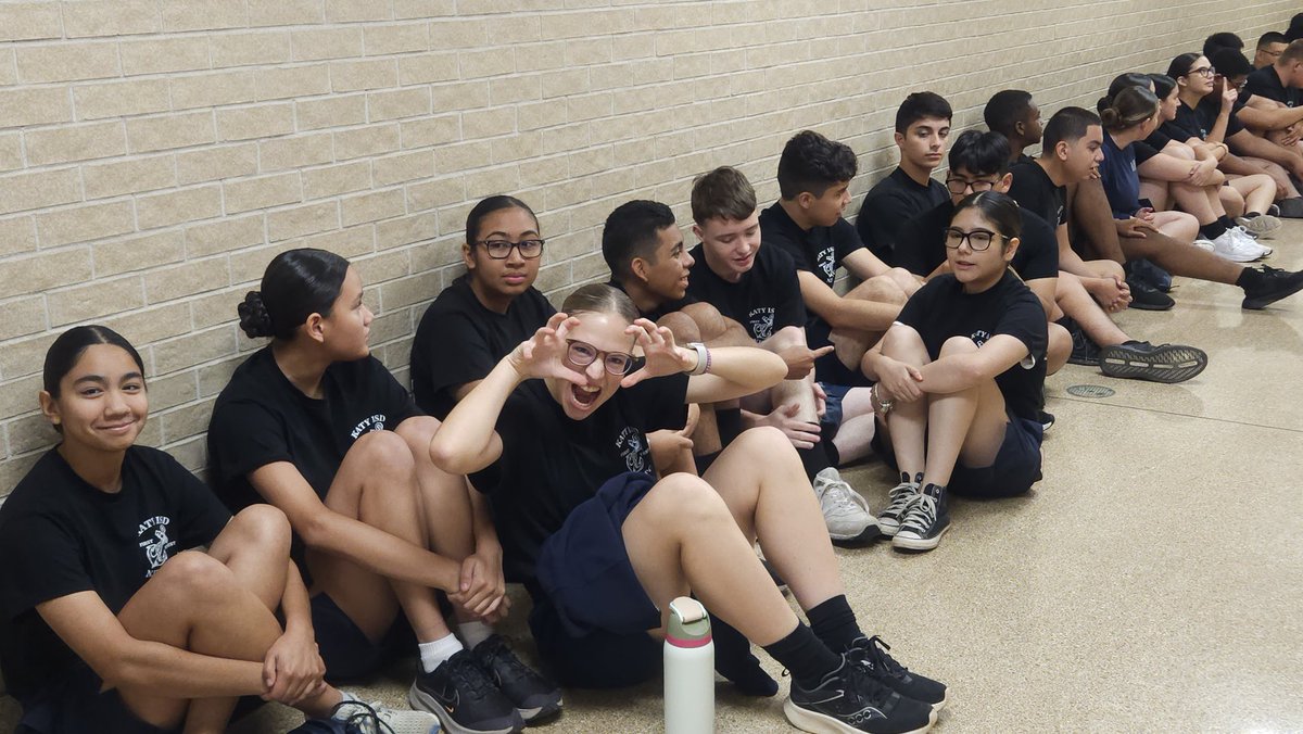 gabeandsniff's tweet image. @NJROTCKatyISD is waiting to complete their  PT competition. @katyisd @MCHS_Rams @LHerring_MCHS #firstandfinest